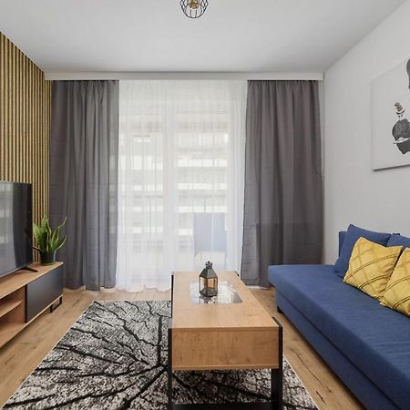 Apartment With 2 Bedrooms & Parking Wroclaw By Noclegi Renters Exterior foto