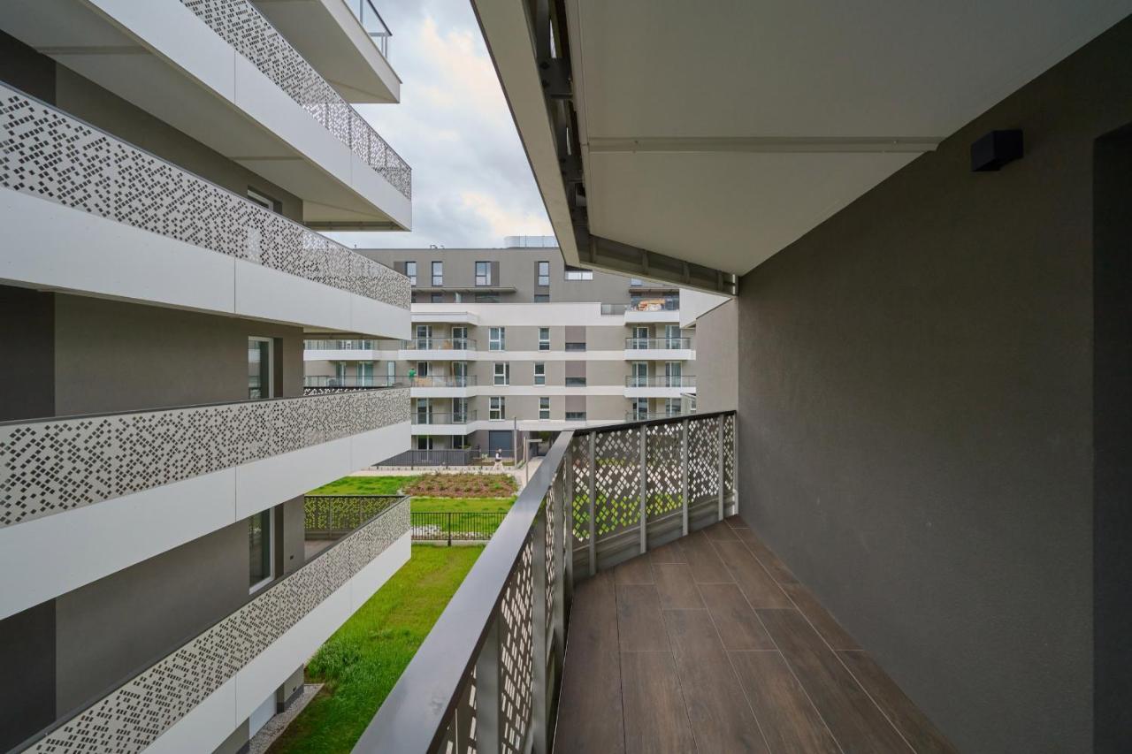 Apartment With 2 Bedrooms & Parking Wroclaw By Noclegi Renters Exterior foto