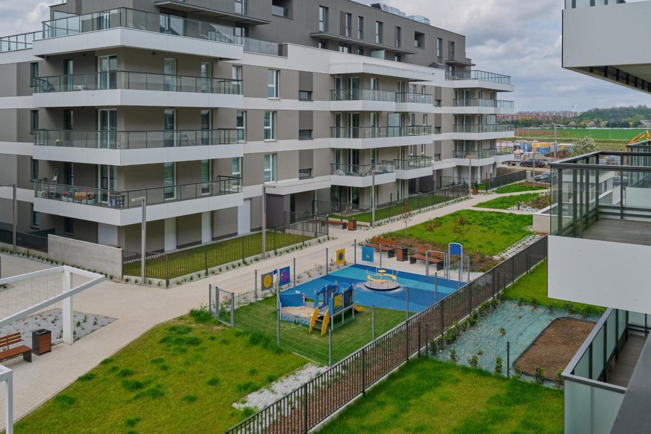 Apartment With 2 Bedrooms & Parking Wroclaw By Noclegi Renters Exterior foto